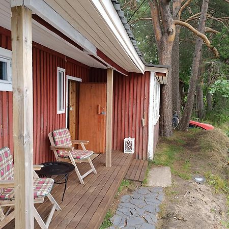 Old Finnish Lakeside Cottage With Sauna Оулу Екстериор снимка