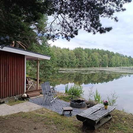 Old Finnish Lakeside Cottage With Sauna Оулу Екстериор снимка