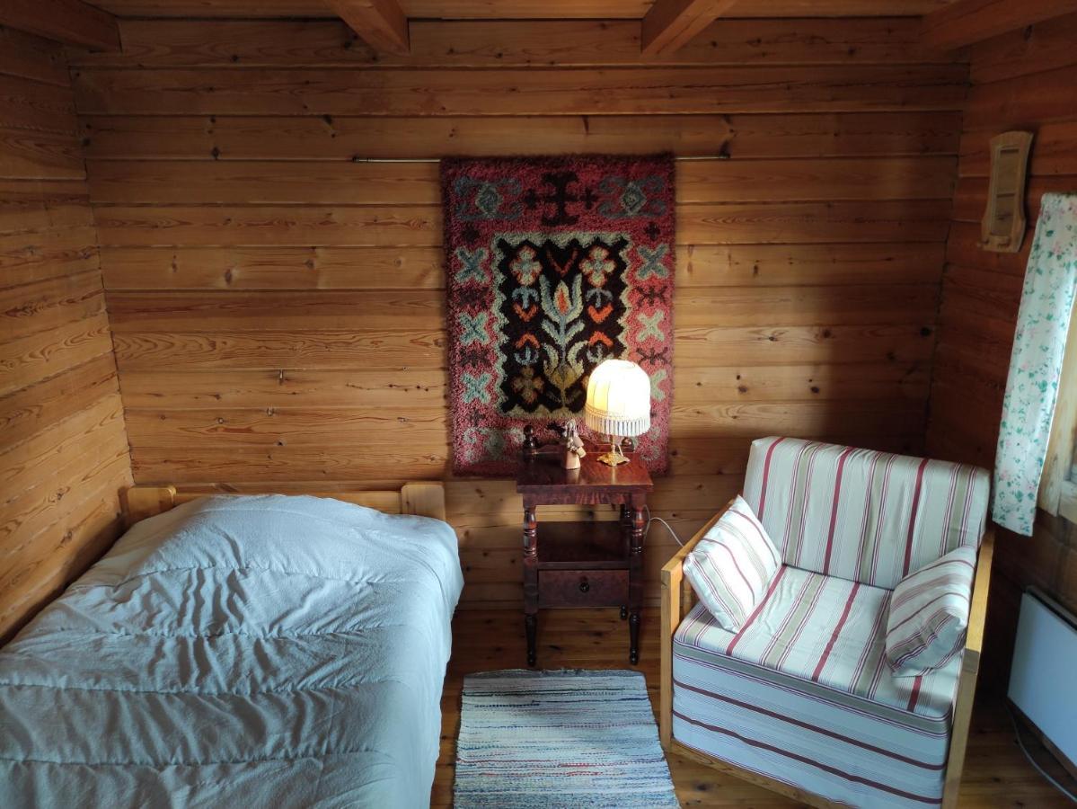 Old Finnish Lakeside Cottage With Sauna Оулу Екстериор снимка